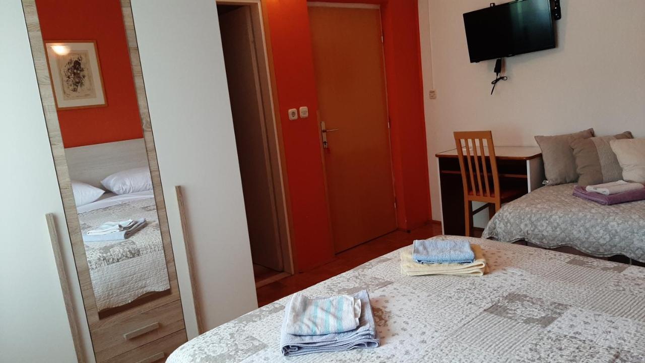 Rooms Neda ラブ エクステリア 写真