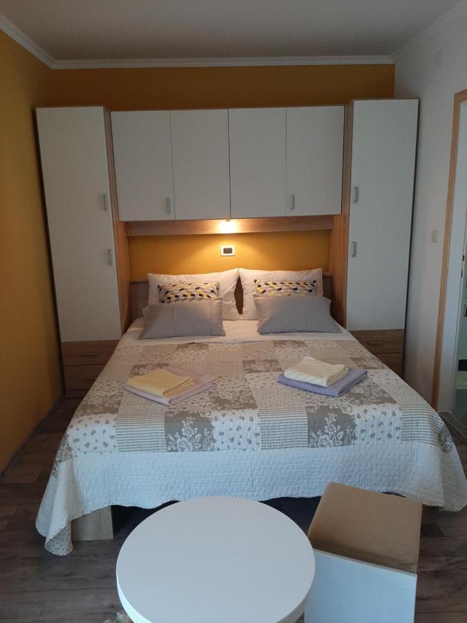 Rooms Neda ラブ エクステリア 写真