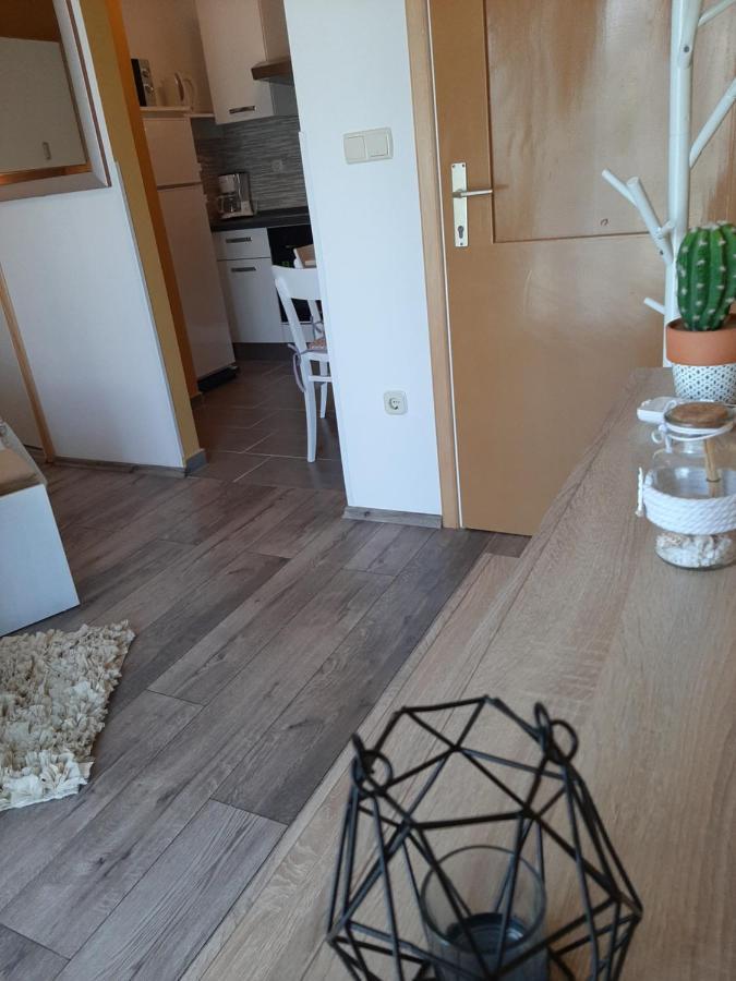 Rooms Neda ラブ エクステリア 写真