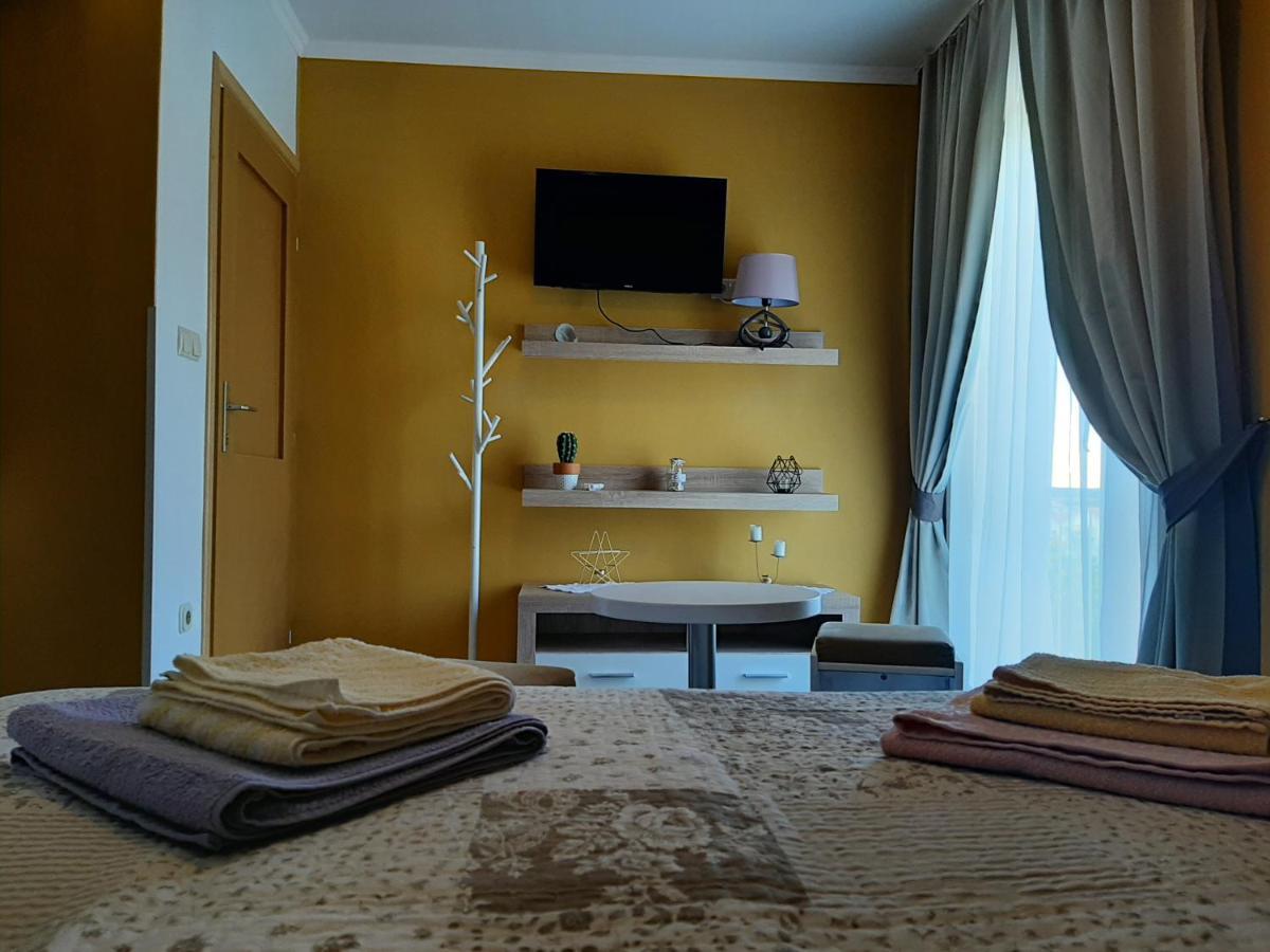 Rooms Neda ラブ エクステリア 写真